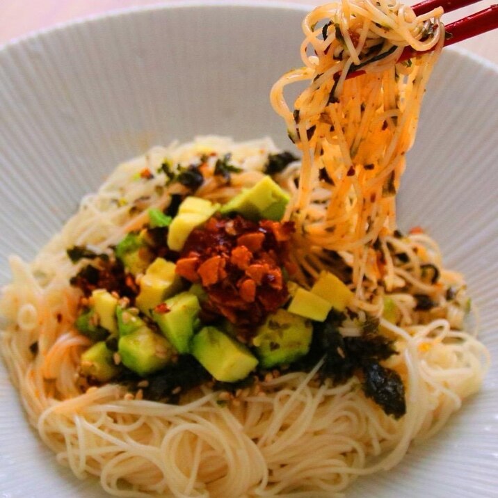 アボカドエスニックそうめん